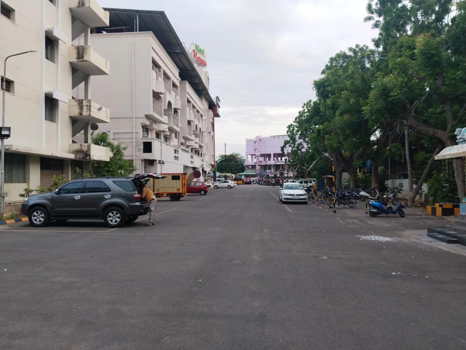 Hotel Mayas Tiruchirappalli Exterior foto