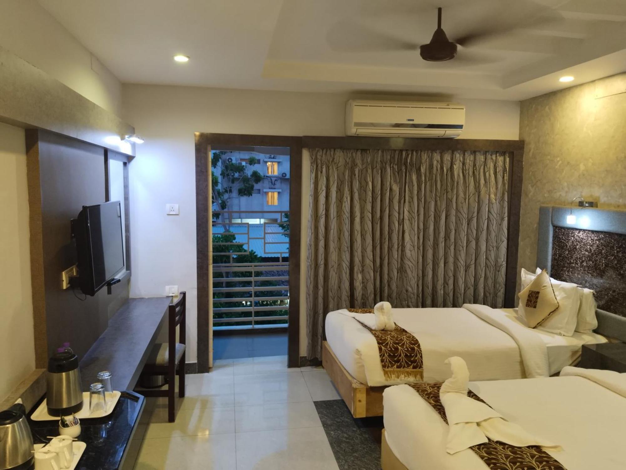 Hotel Mayas Tiruchirappalli Exterior foto